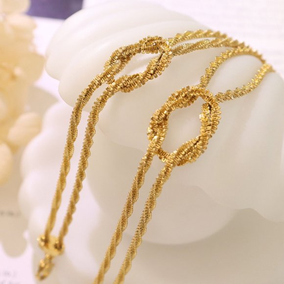 Gold knot bracelet - Picture 3 of 4